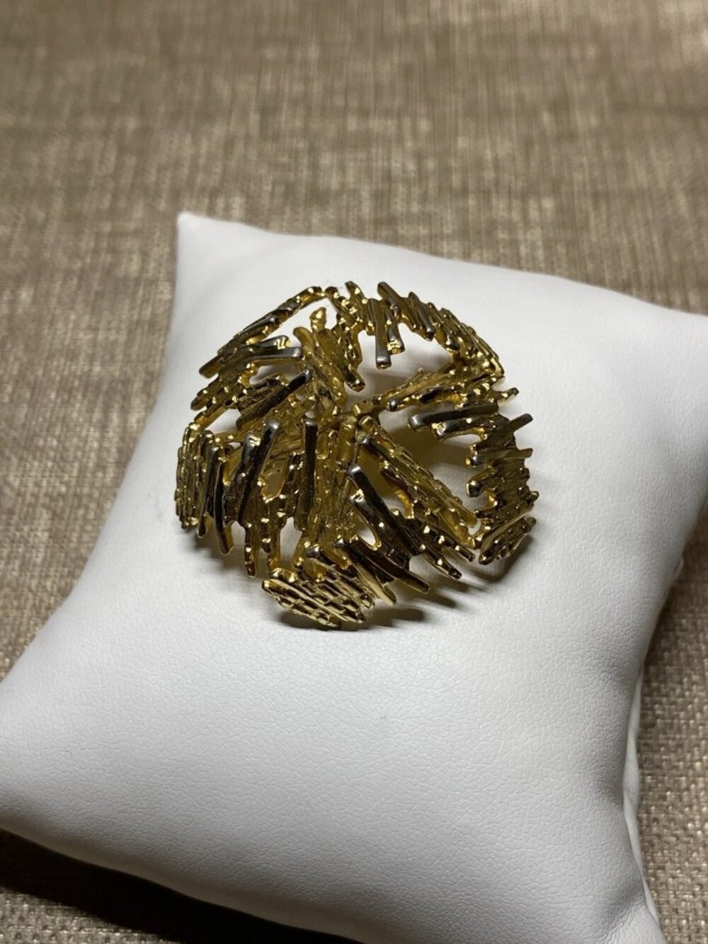 Vintage Grosse 1966 Germany Gold Tone Modernist Brooch 36mm Signed
